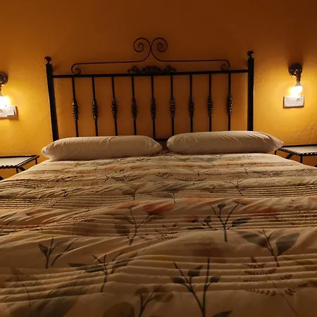 Cumbres Y Costumbres De Gredos * Hoyos del Espino