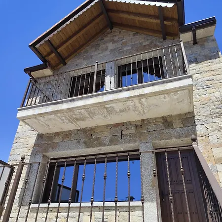Cumbres Y Costumbres De Gredos