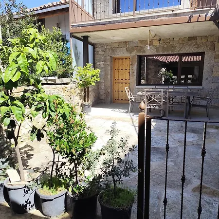 Cumbres Y Costumbres De Gredos Holiday home Hoyos del Espino
