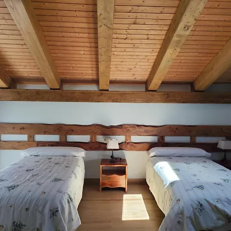 Cumbres Y Costumbres De Gredos *