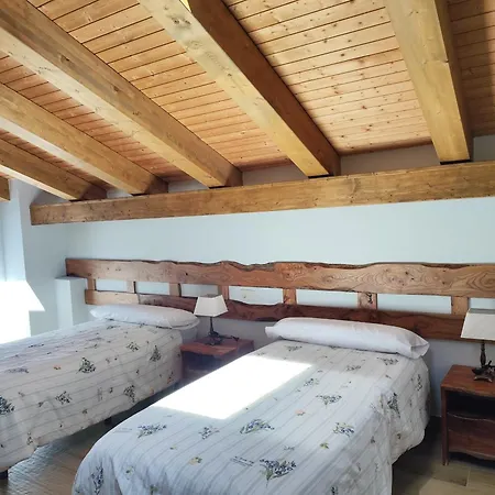 펜션 Cumbres Y Costumbres De Gredos