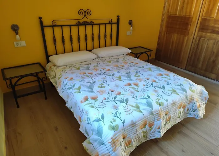 Holiday home Cumbres Y Costumbres De Gredos