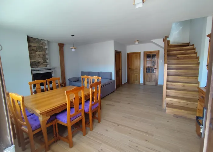 Cumbres Y Costumbres De Gredos *